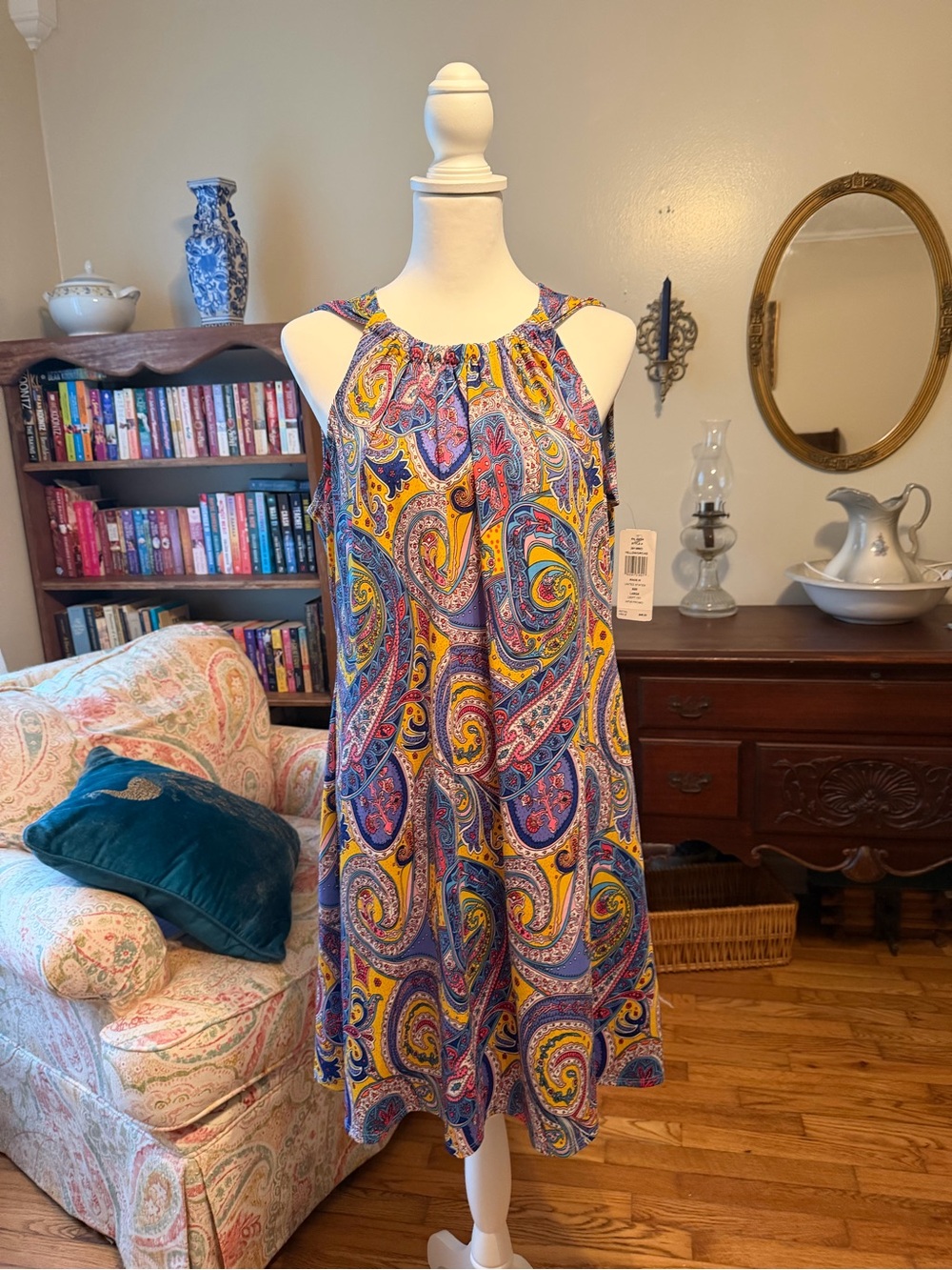 JBS Sleeveless Paisley Shift Dress in Multicolor